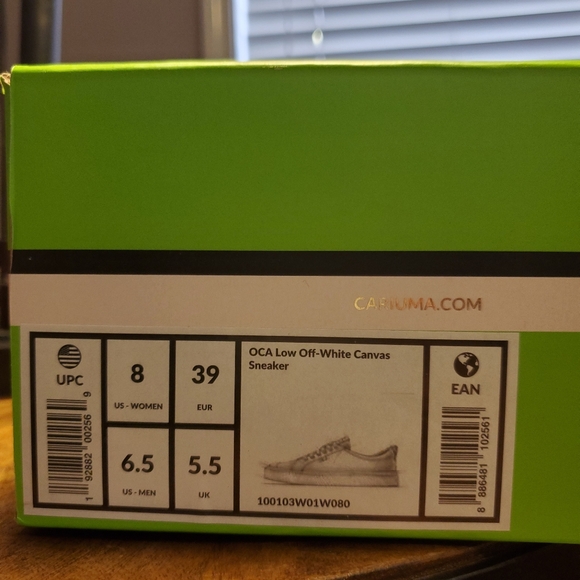 NWT Cariuma Low Off White Canvas Sneaker W 8 / M 6.5 - Picture 2 of 3